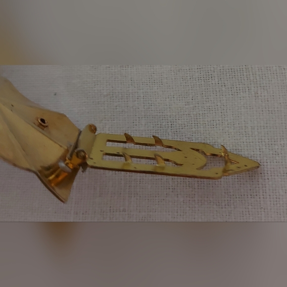 Antique Brass Shield Dress Clip with Green Rhinestones,  Art Deco Clip - Picture 4 of 5